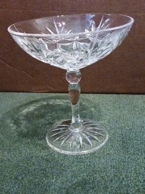 Vintage Crystal 5" Footed Comfort